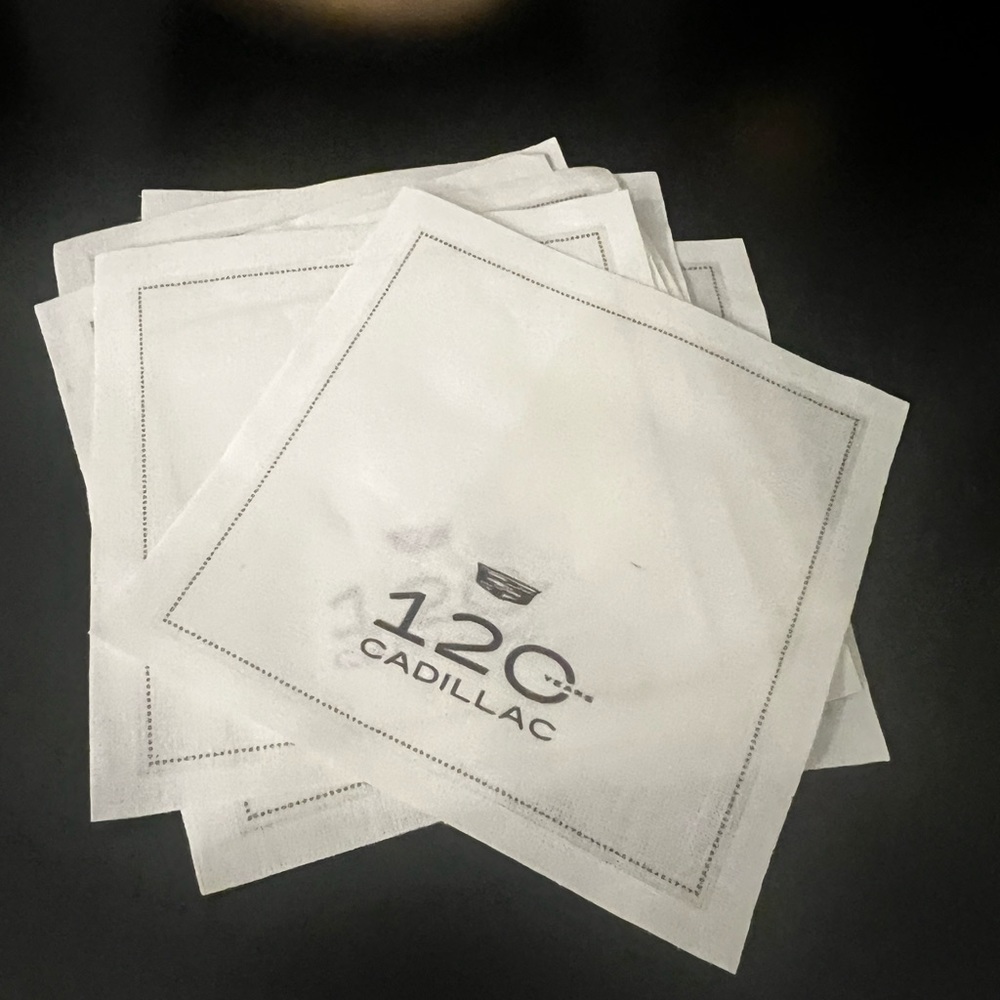 ⭐️🌴18 Cadillac Bar Napkins
